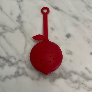 Silicon Strawberry tea strainer